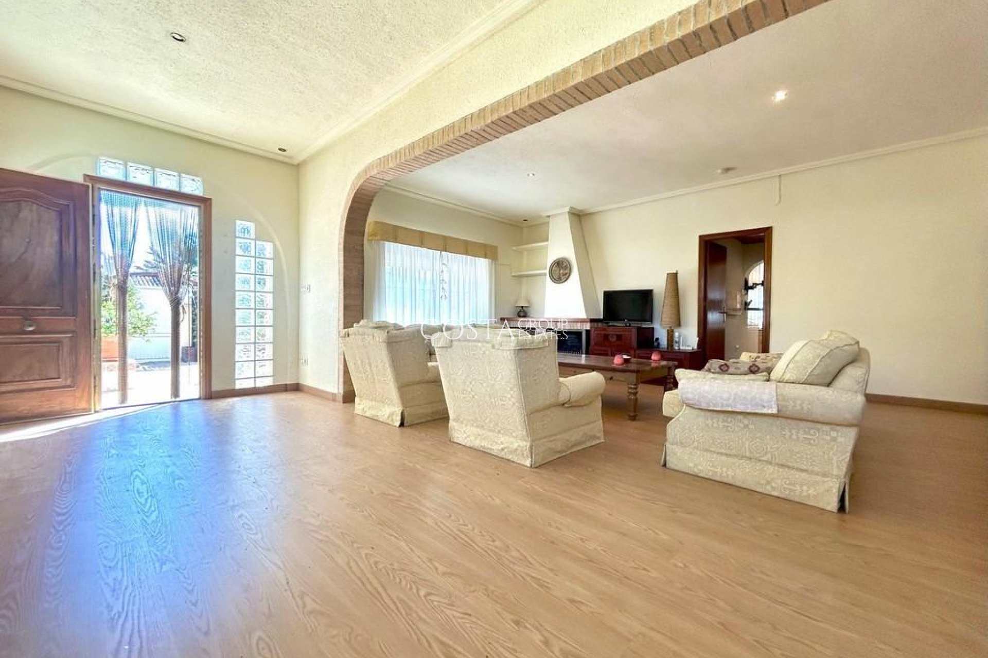 Revente - Villa -
Orihuela Costa - Cabo Roig