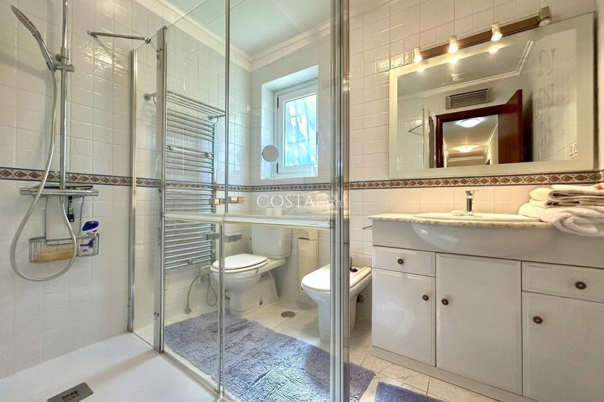 Revente - Villa -
Orihuela Costa - Cabo Roig