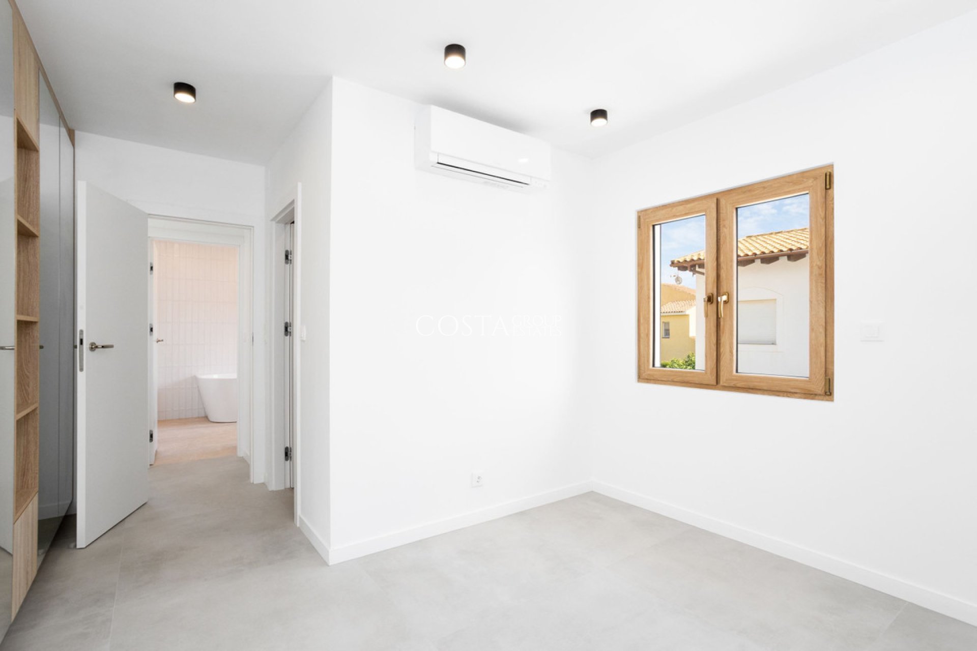 Revente - Villa -
Orihuela Costa - Cabo Roig