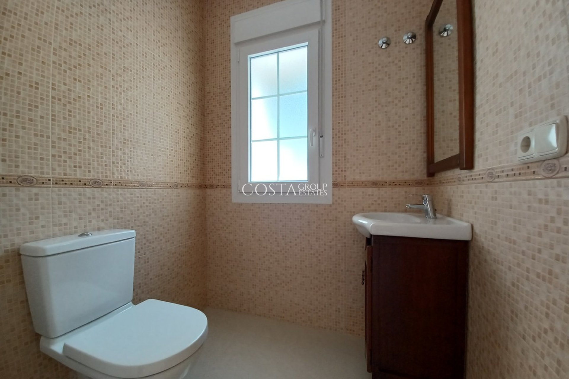 Revente - Villa -
Orihuela Costa - Cabo Roig