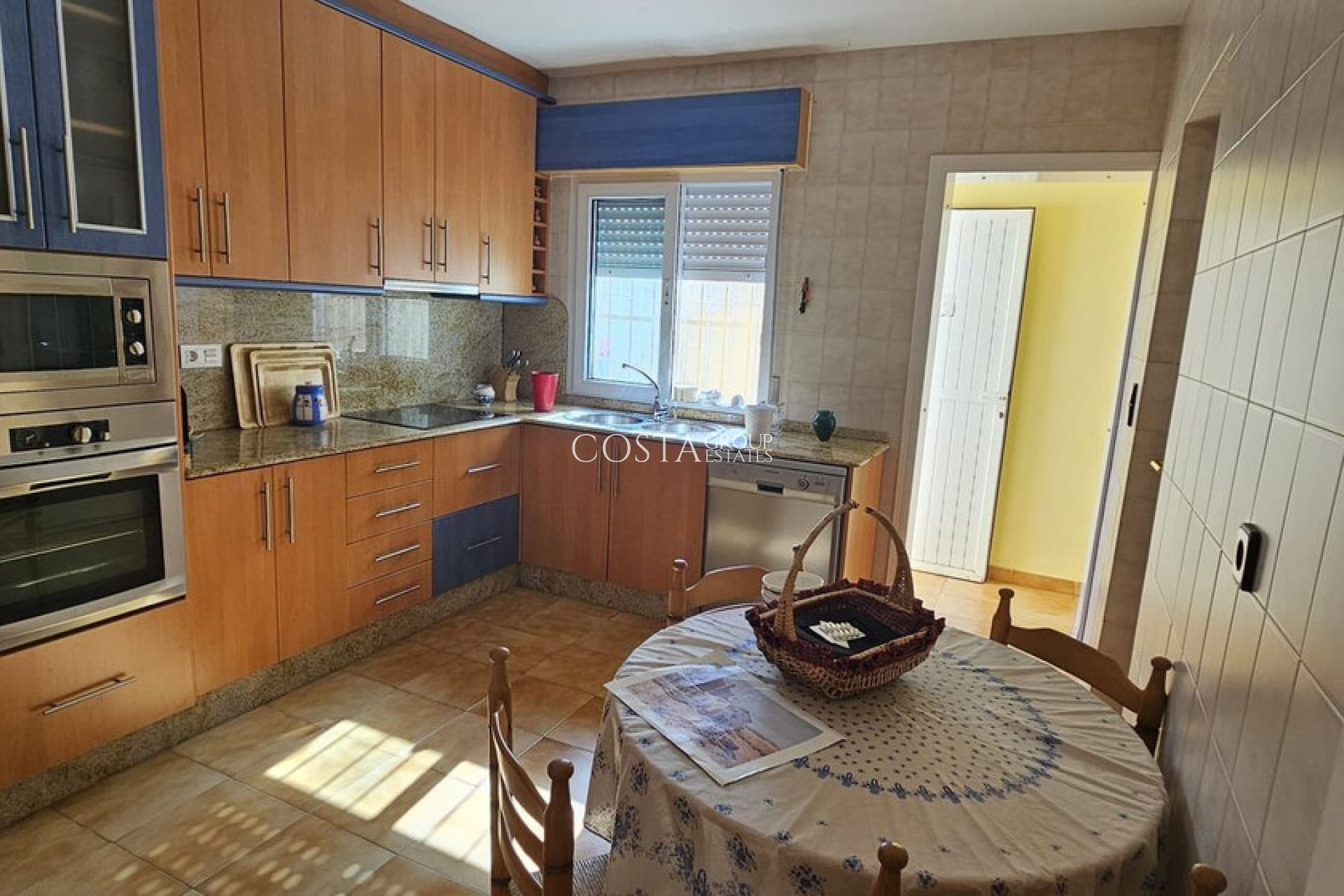 Revente - Villa -
Orihuela Costa - Campoamor