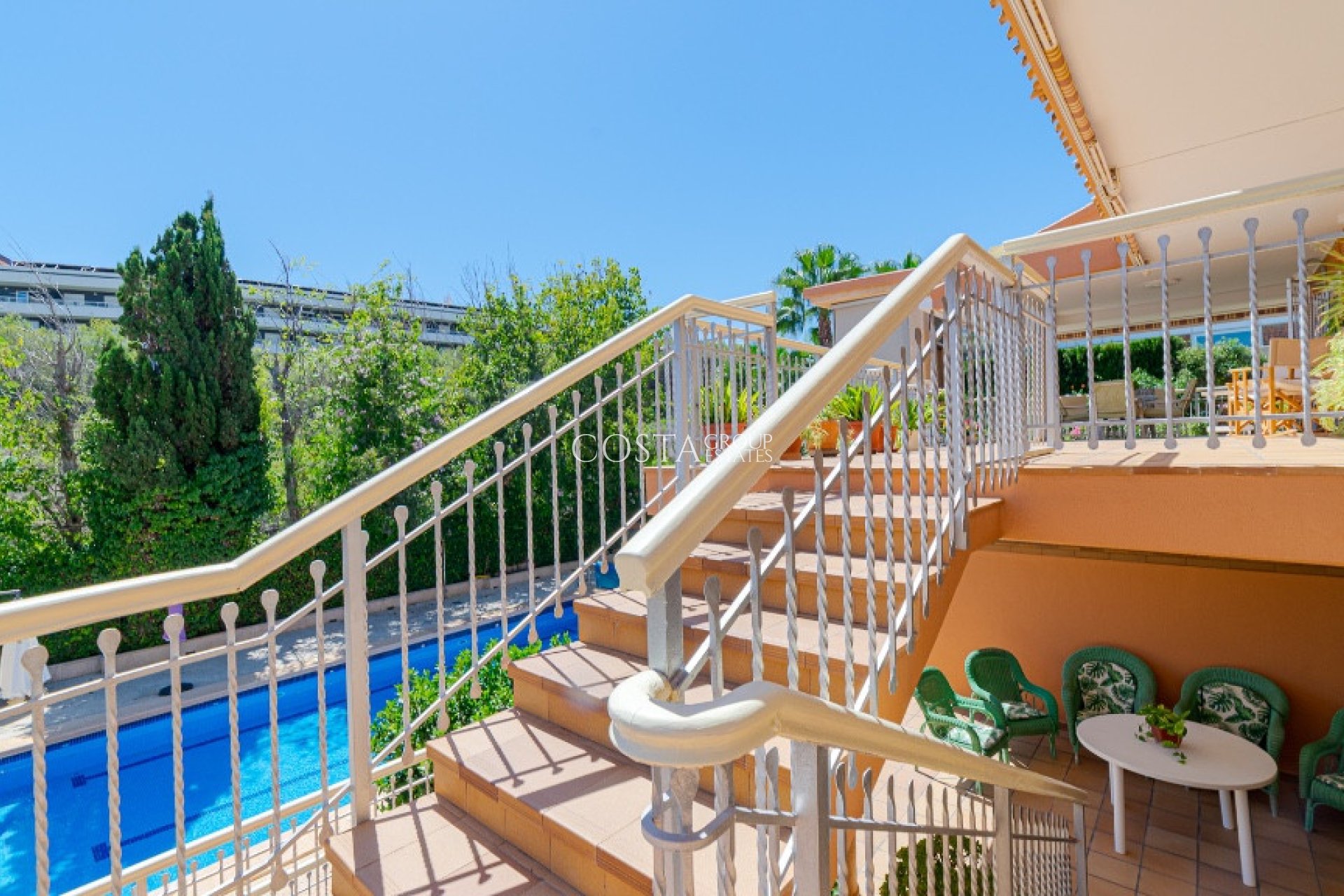 Revente - Villa -
Orihuela Costa - Campoamor