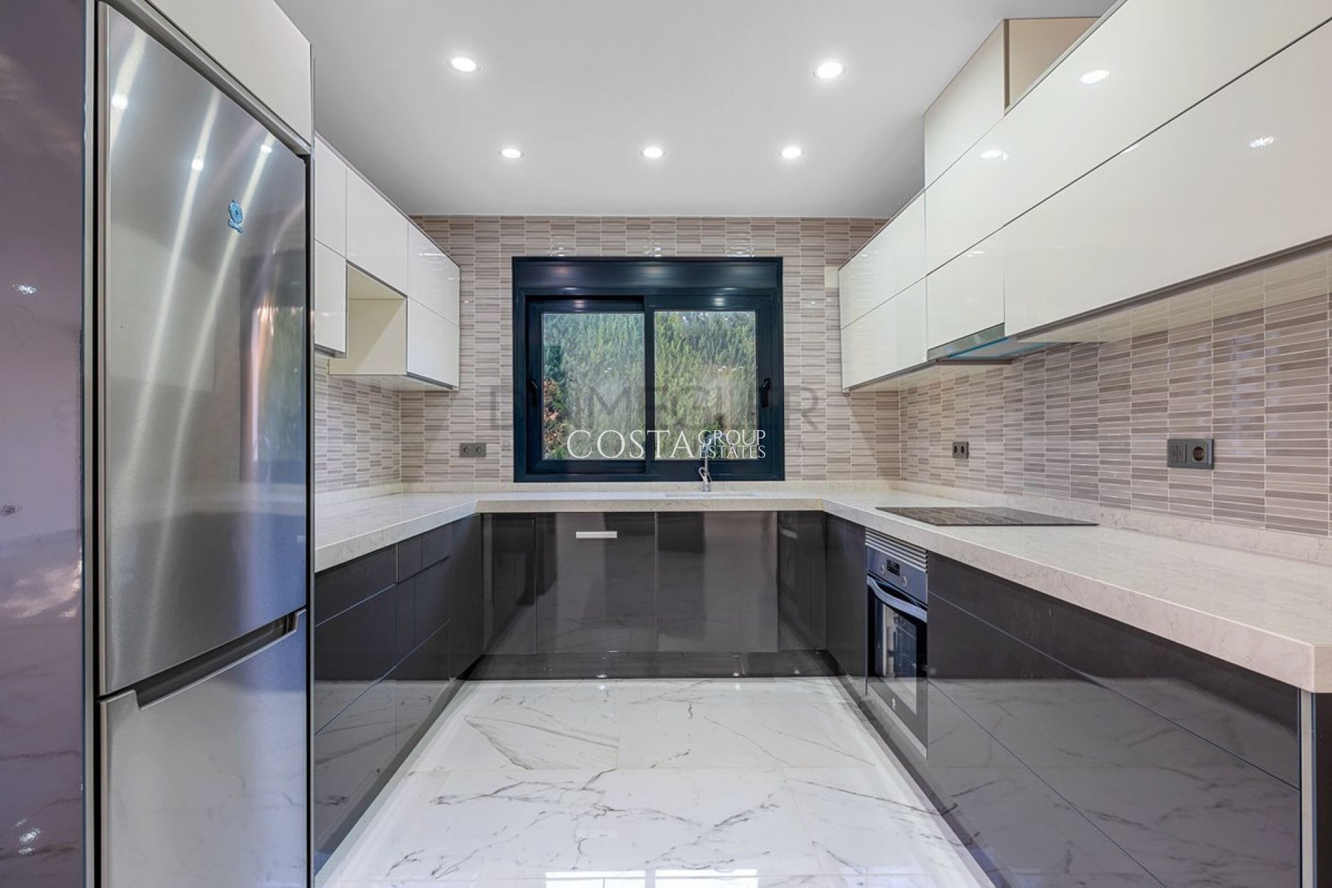 Revente - Villa -
Orihuela Costa - Campoamor