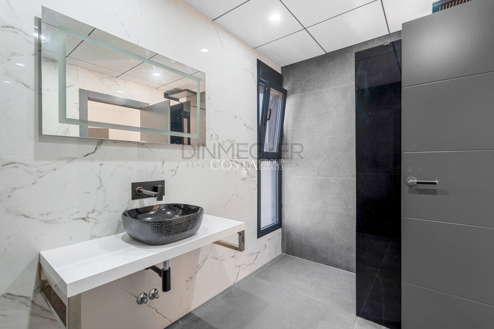 Revente - Villa -
Orihuela Costa - Campoamor