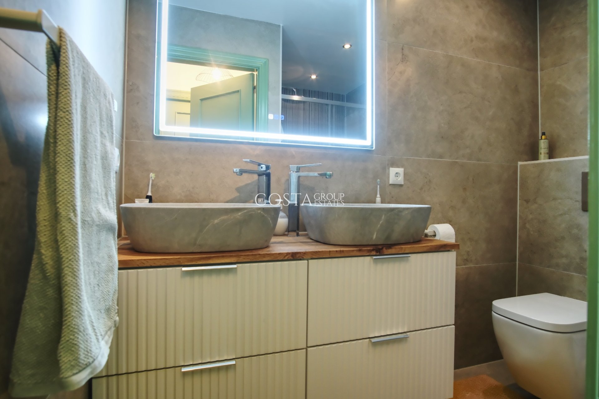 Revente - Villa -
Orihuela Costa - Costa Blanca