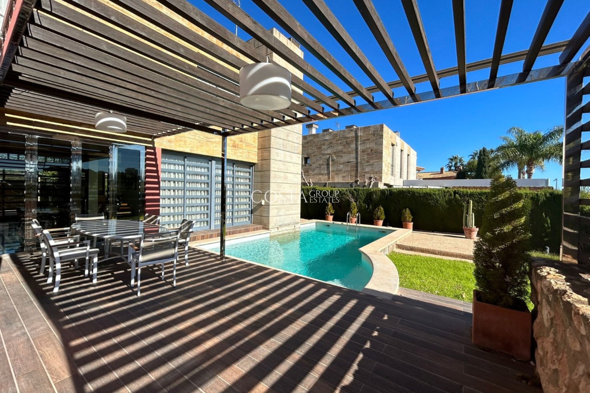 Revente - Villa -
Orihuela Costa - Dehesa de Campoamor