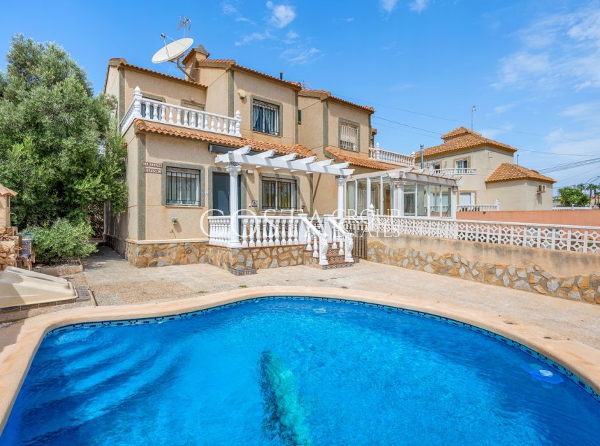 Revente - Villa -
Orihuela Costa - El Galan