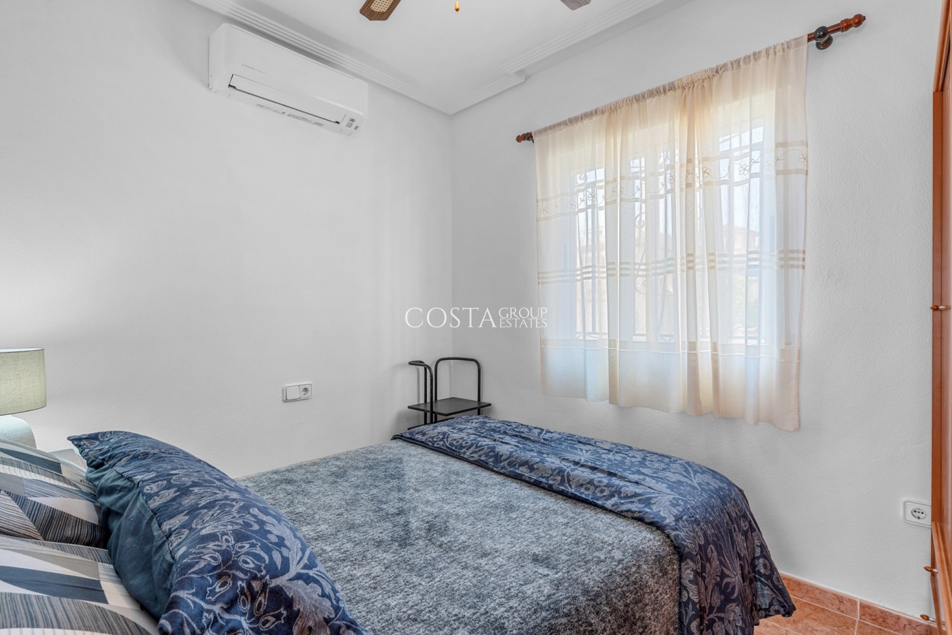 Revente - Villa -
Orihuela Costa - El Galan