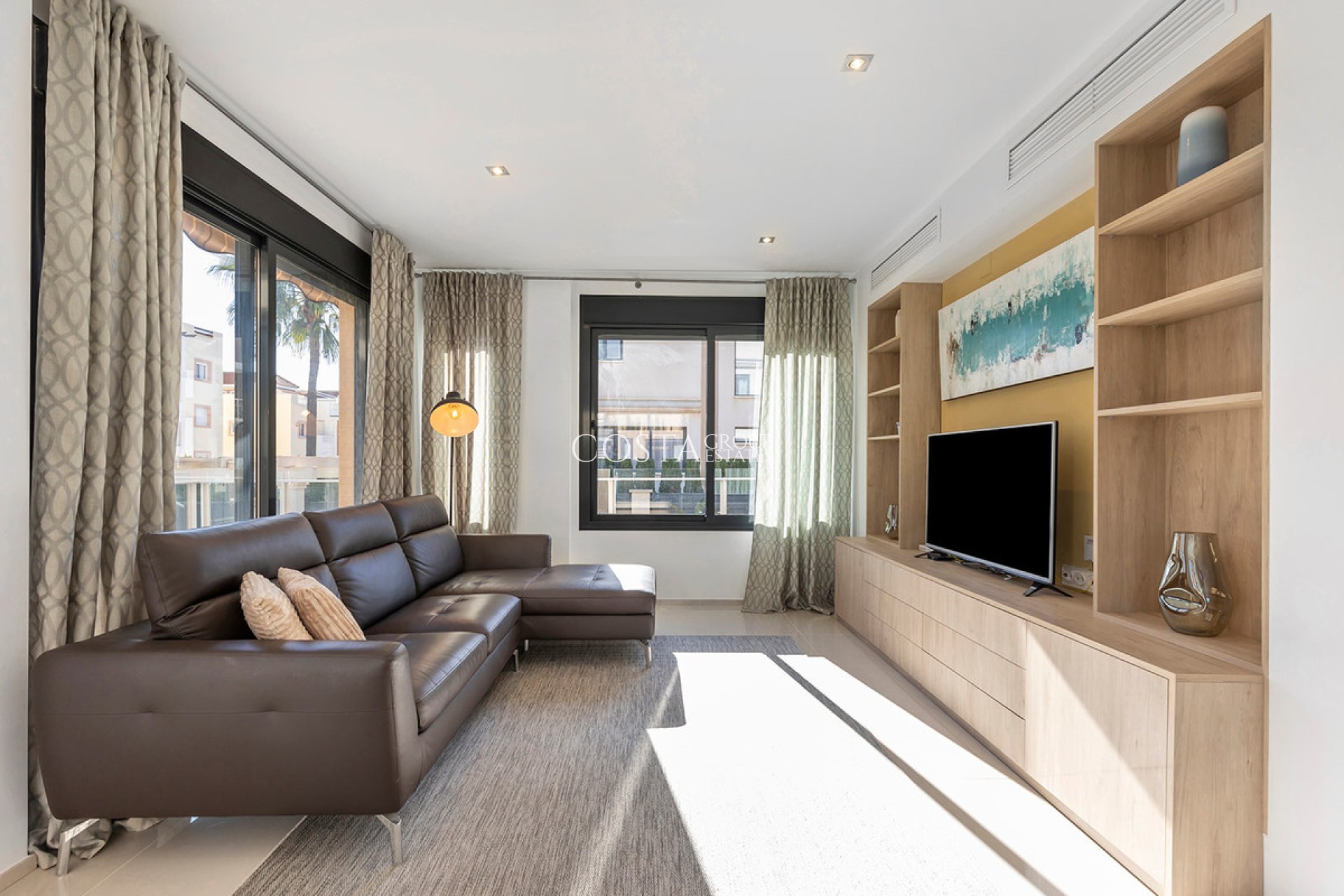 Revente - Villa -
Orihuela Costa - La Zenia