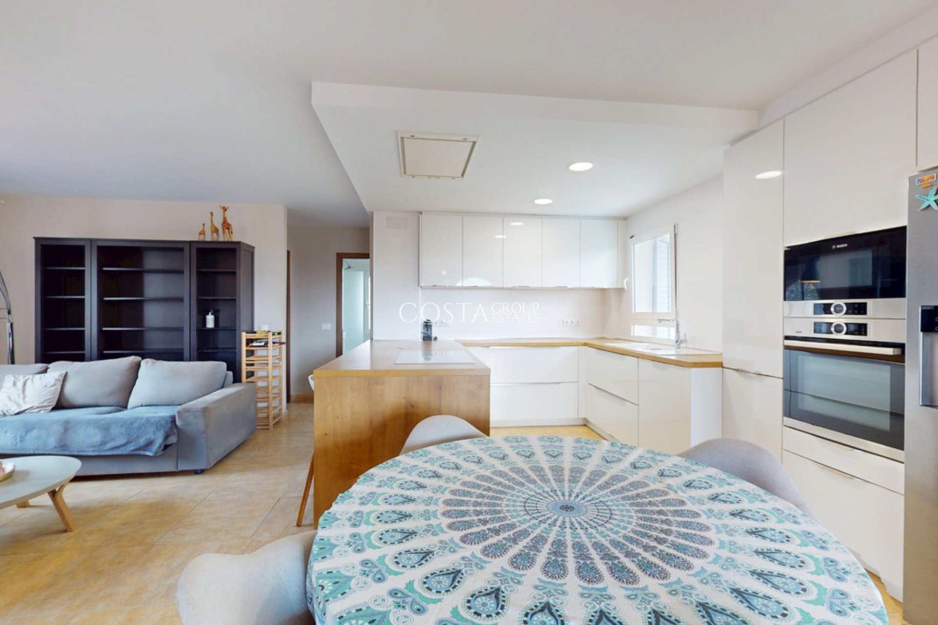 Revente - Villa -
Orihuela Costa - La Zenia