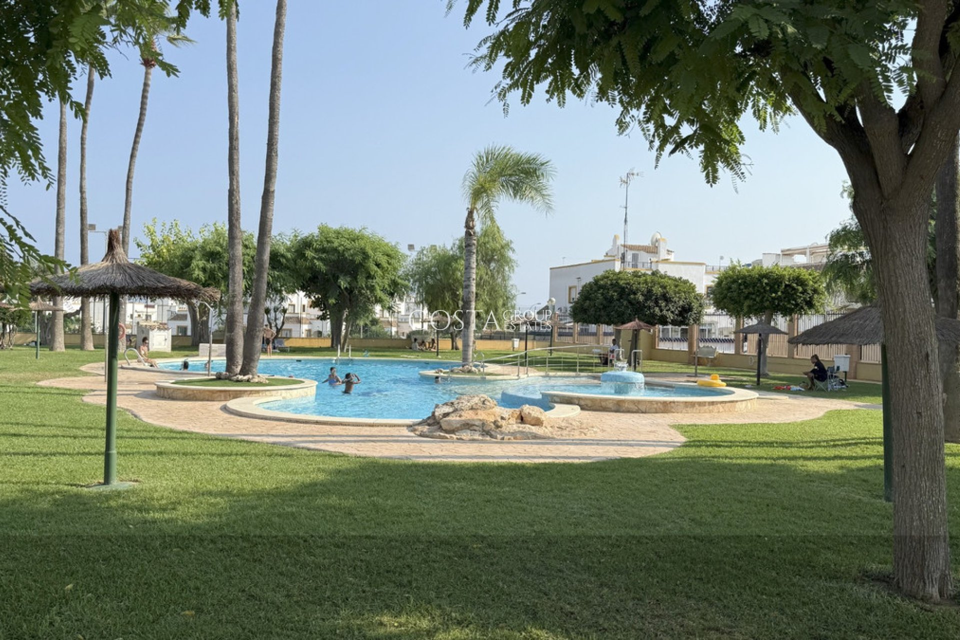 Revente - Villa -
Orihuela Costa - La Zenia