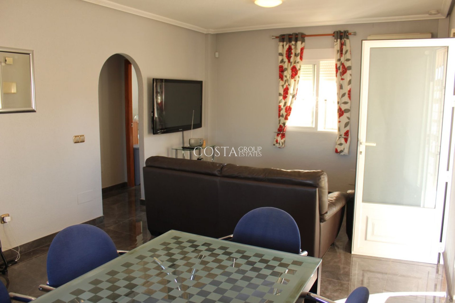 Revente - Villa -
Orihuela Costa - La Zenia