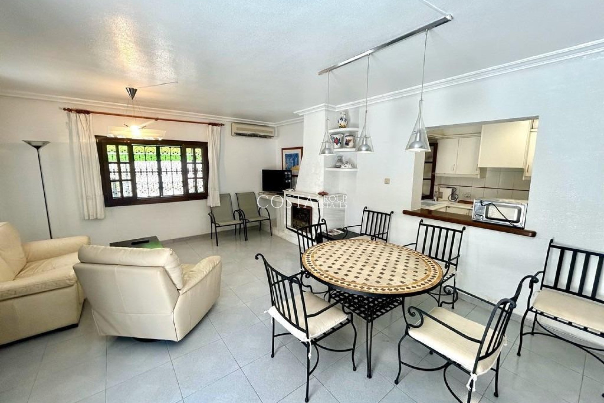 Revente - Villa -
Orihuela Costa - La Zenia