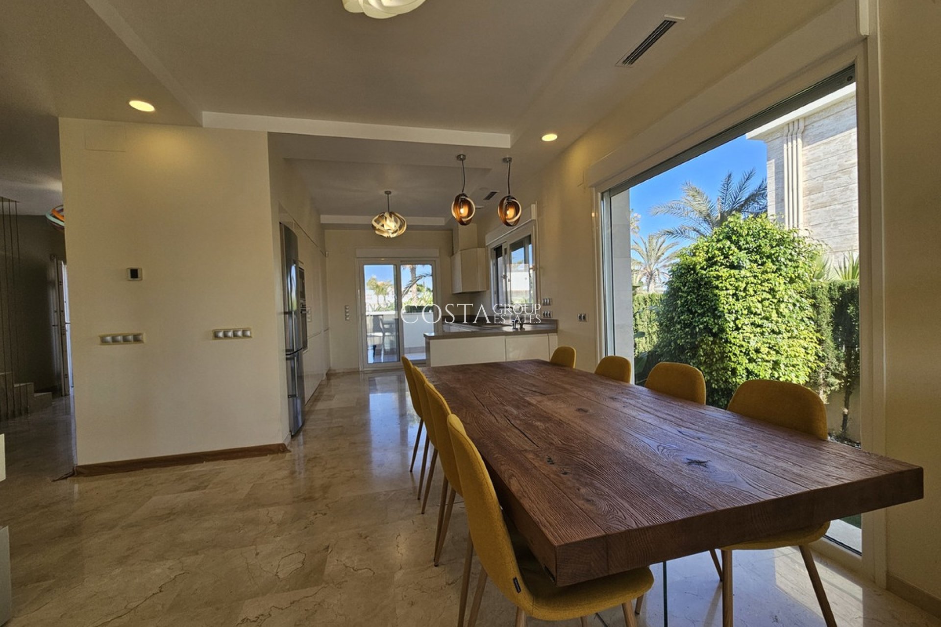 Revente - Villa -
Orihuela Costa - La Zenia