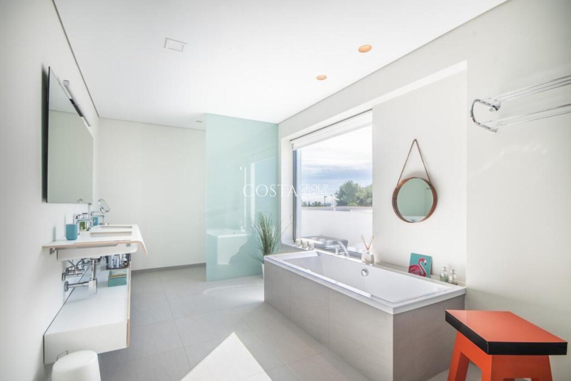 Revente - Villa -
Orihuela Costa - Las Colinas Golf