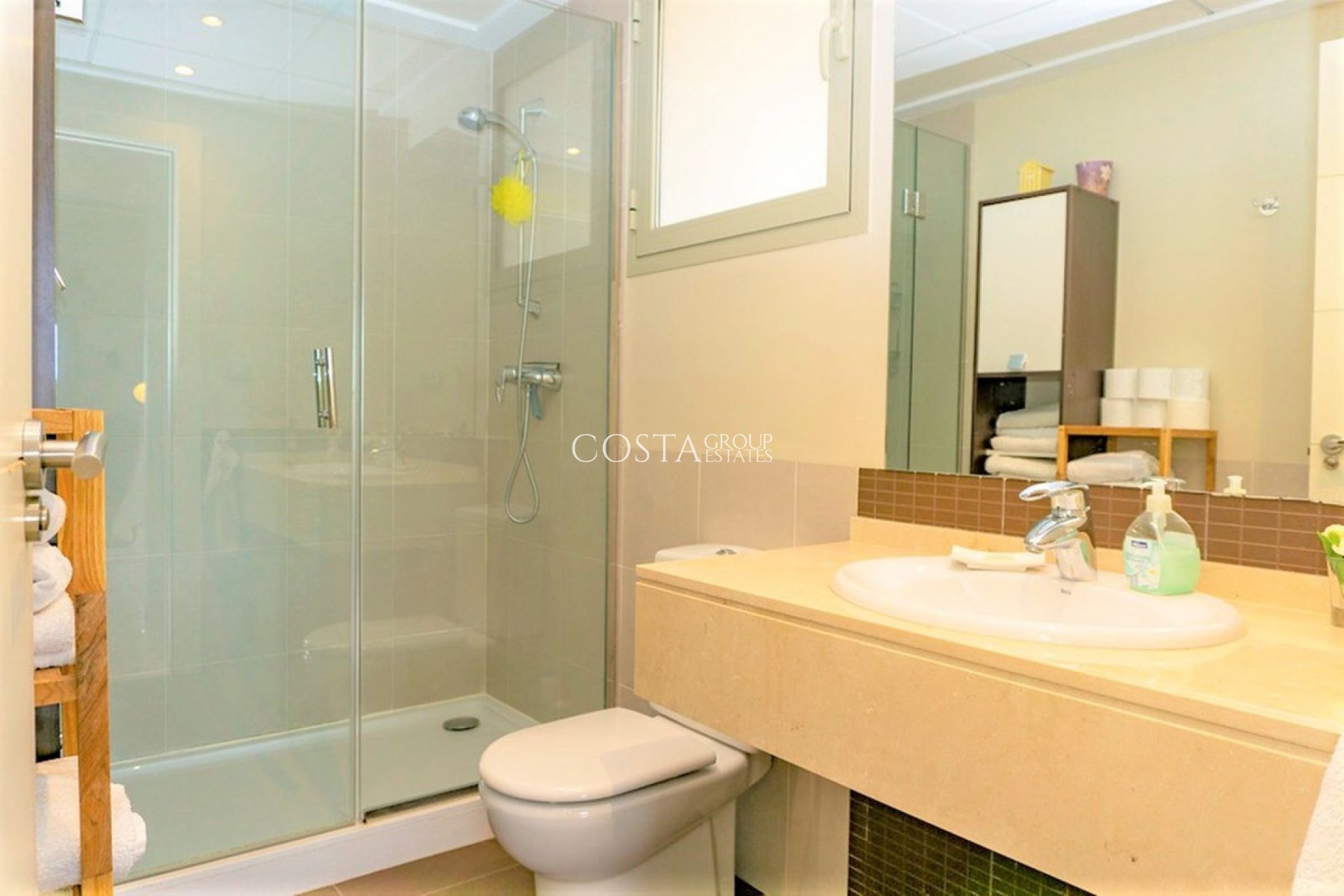 Revente - Villa -
Orihuela Costa - Las Colinas Golf