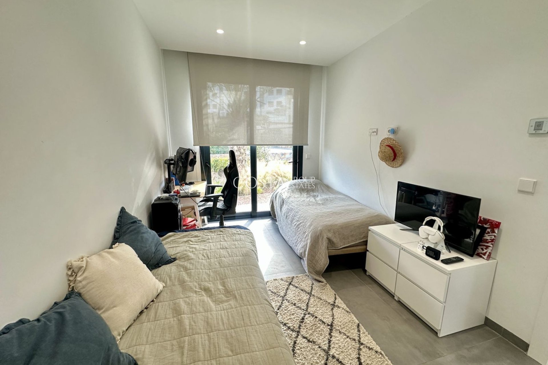 Revente - Villa -
Orihuela Costa - Las Colinas Golf