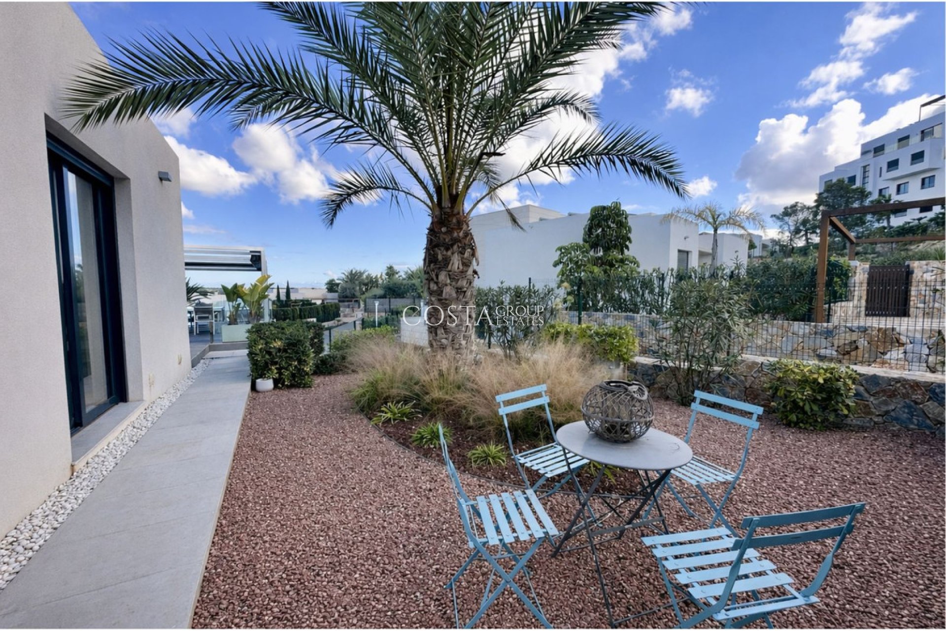 Revente - Villa -
Orihuela Costa - Las Colinas Golf