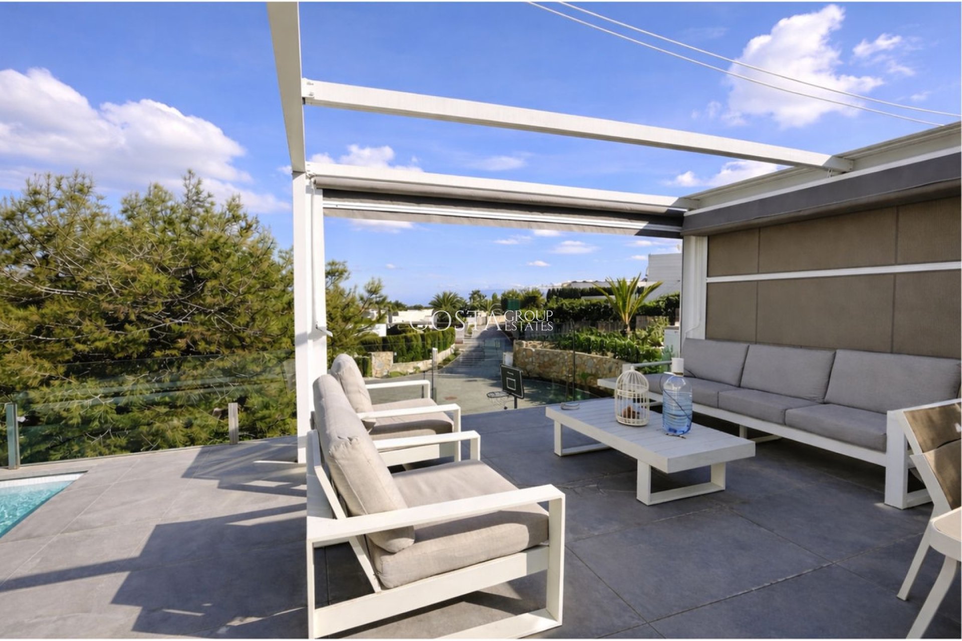 Revente - Villa -
Orihuela Costa - Las Colinas Golf