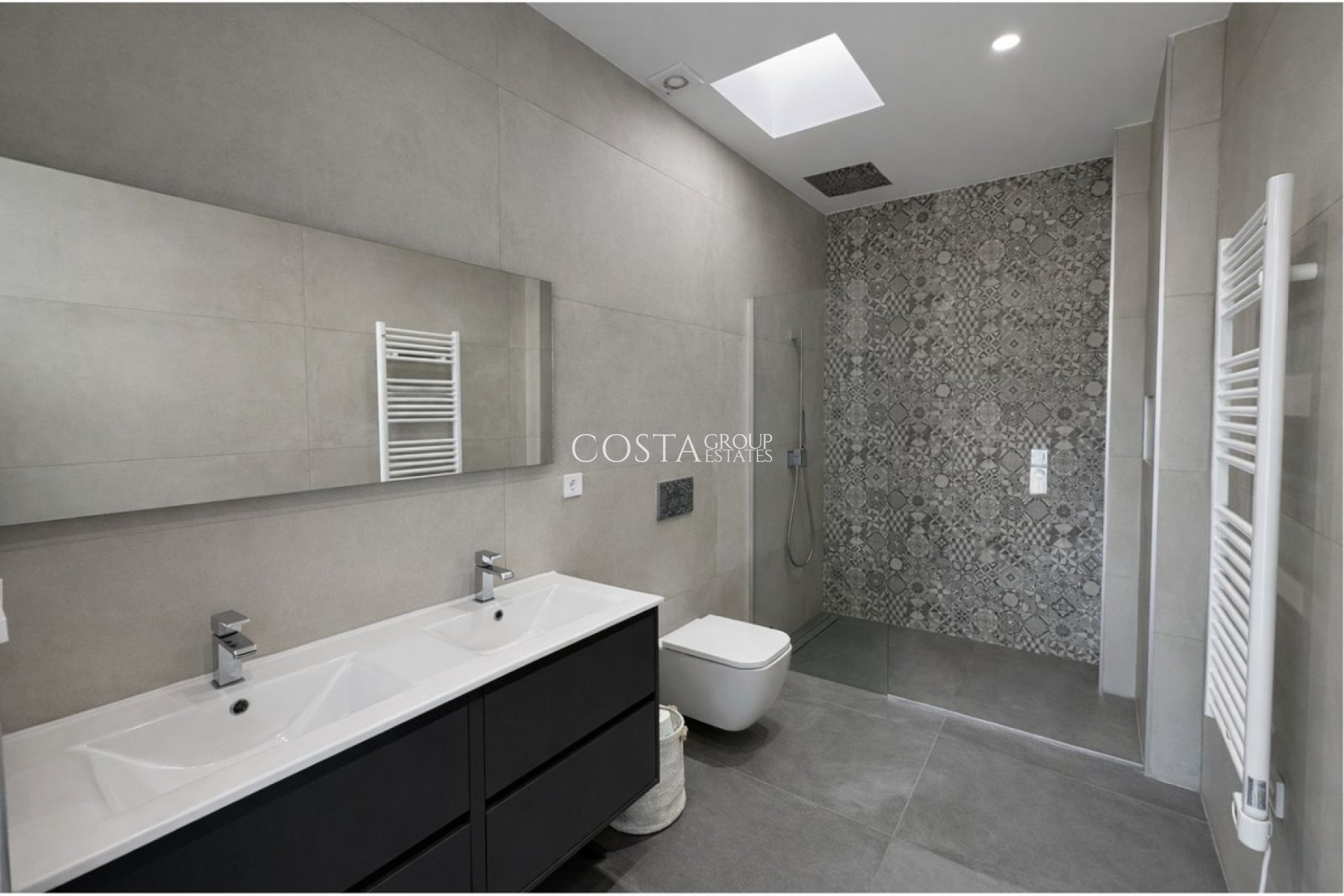 Revente - Villa -
Orihuela Costa - Las Colinas Golf