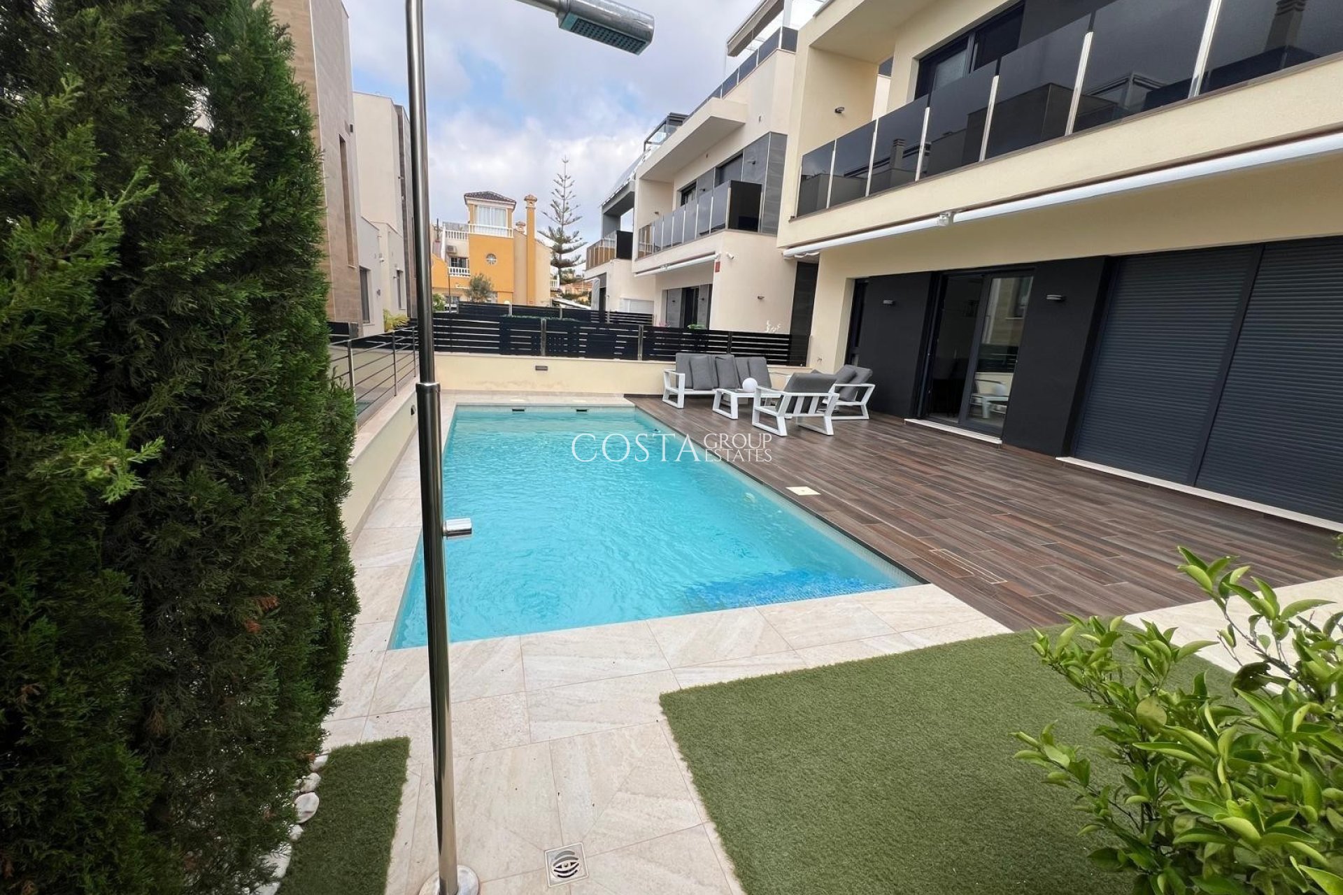 Revente - Villa -
Orihuela Costa - Lomas De Cabo Roig
