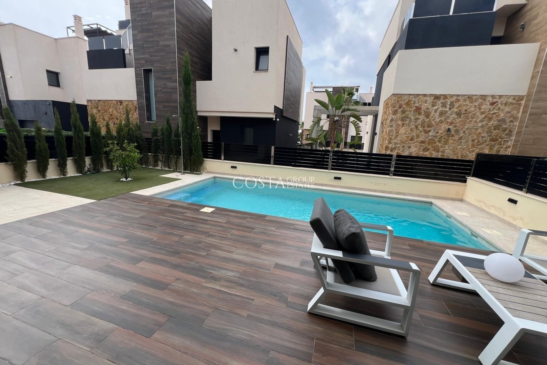 Revente - Villa -
Orihuela Costa - Lomas De Cabo Roig