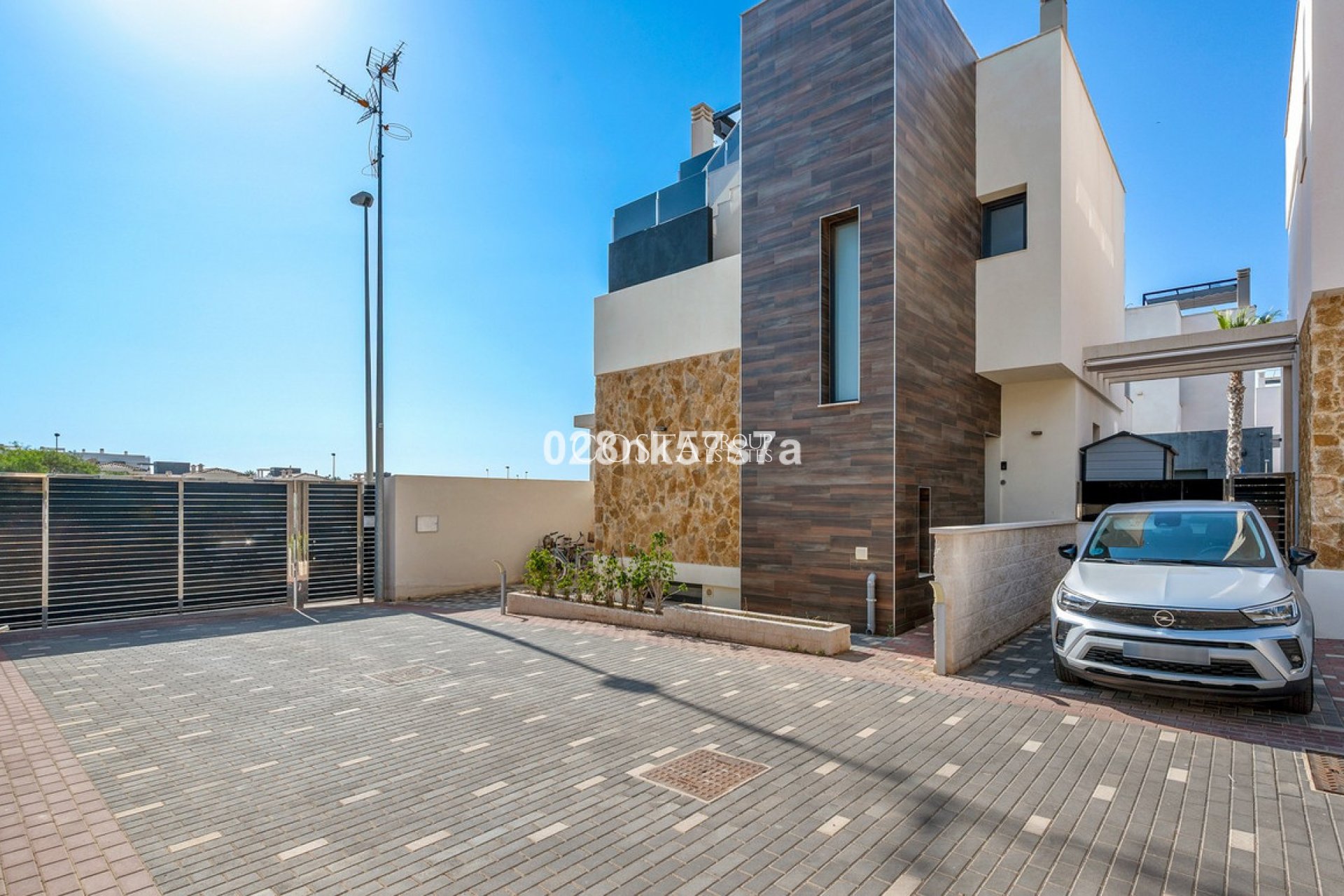 Revente - Villa -
Orihuela Costa - Lomas de Cabo Roig