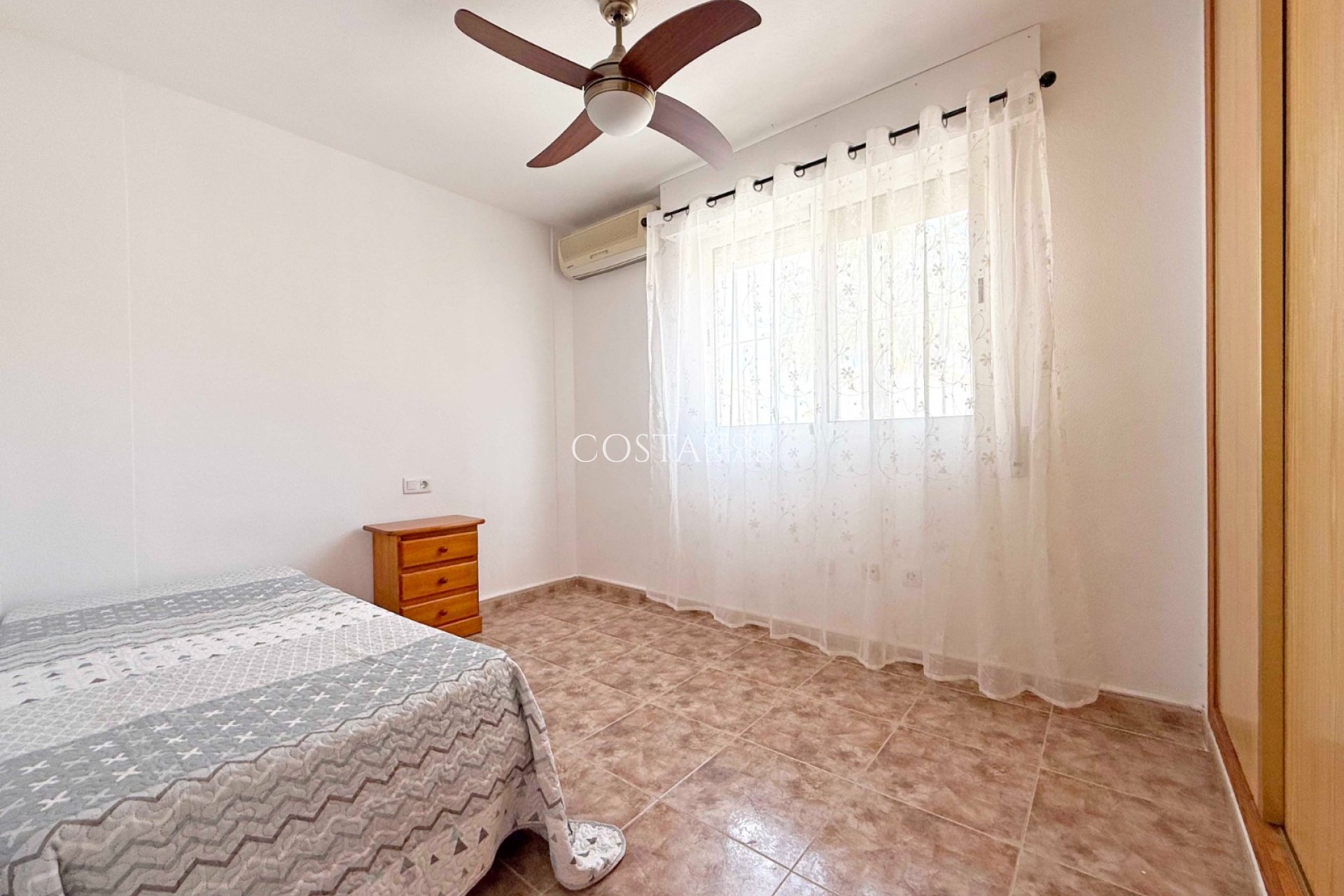 Revente - Villa -
Orihuela Costa - Los Altos