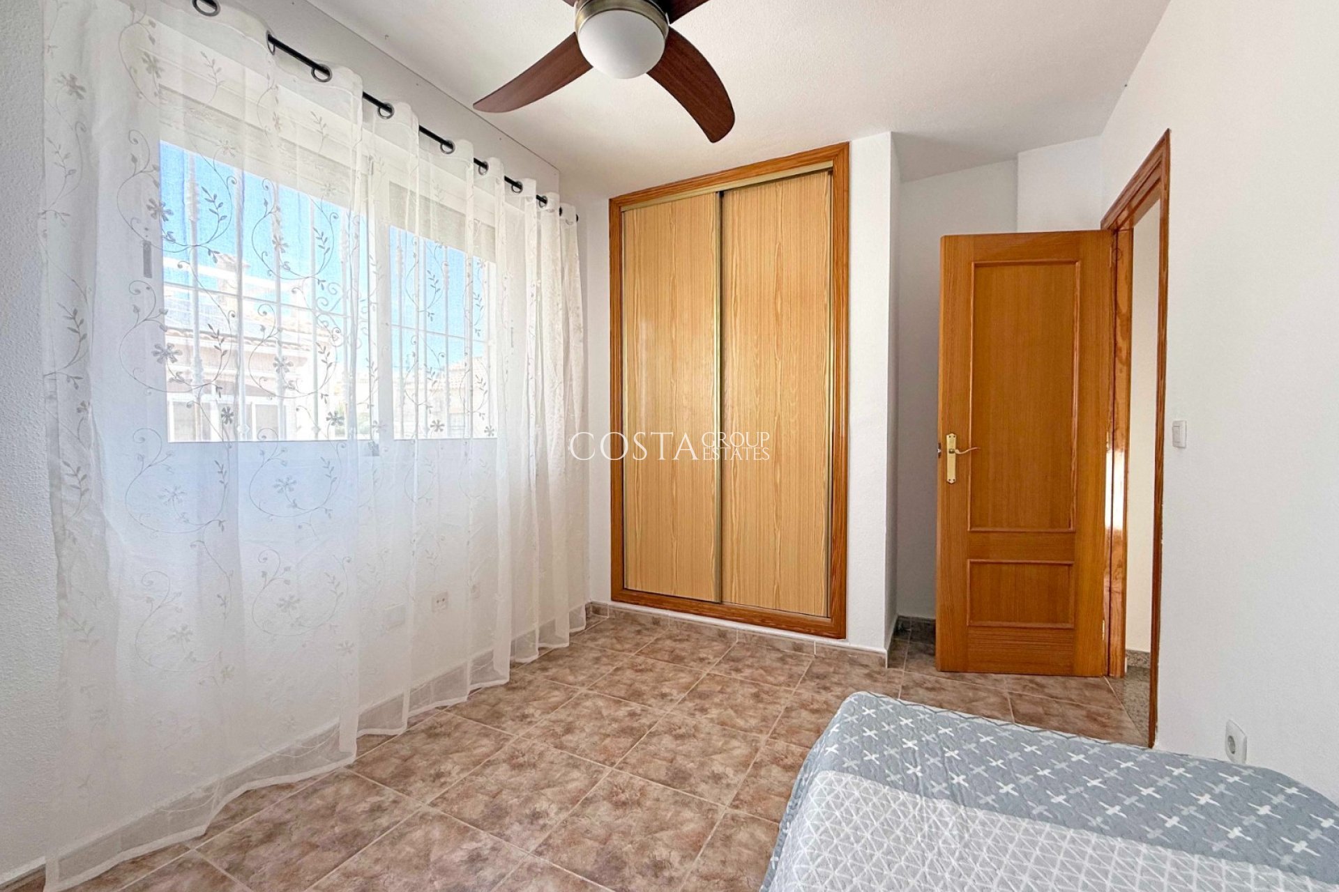Revente - Villa -
Orihuela Costa - Los Altos