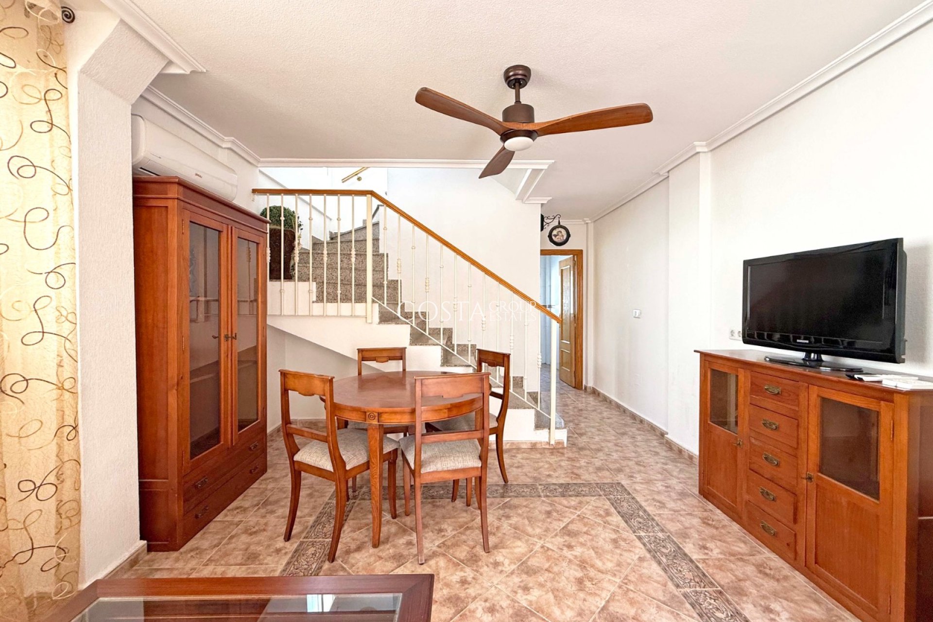 Revente - Villa -
Orihuela Costa - Los Altos
