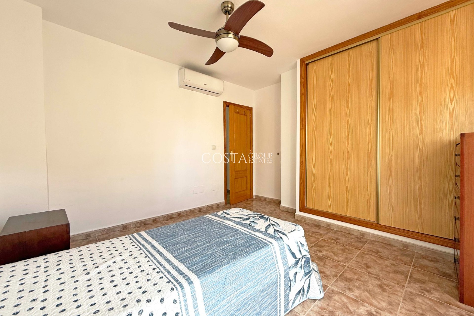 Revente - Villa -
Orihuela Costa - Los Altos