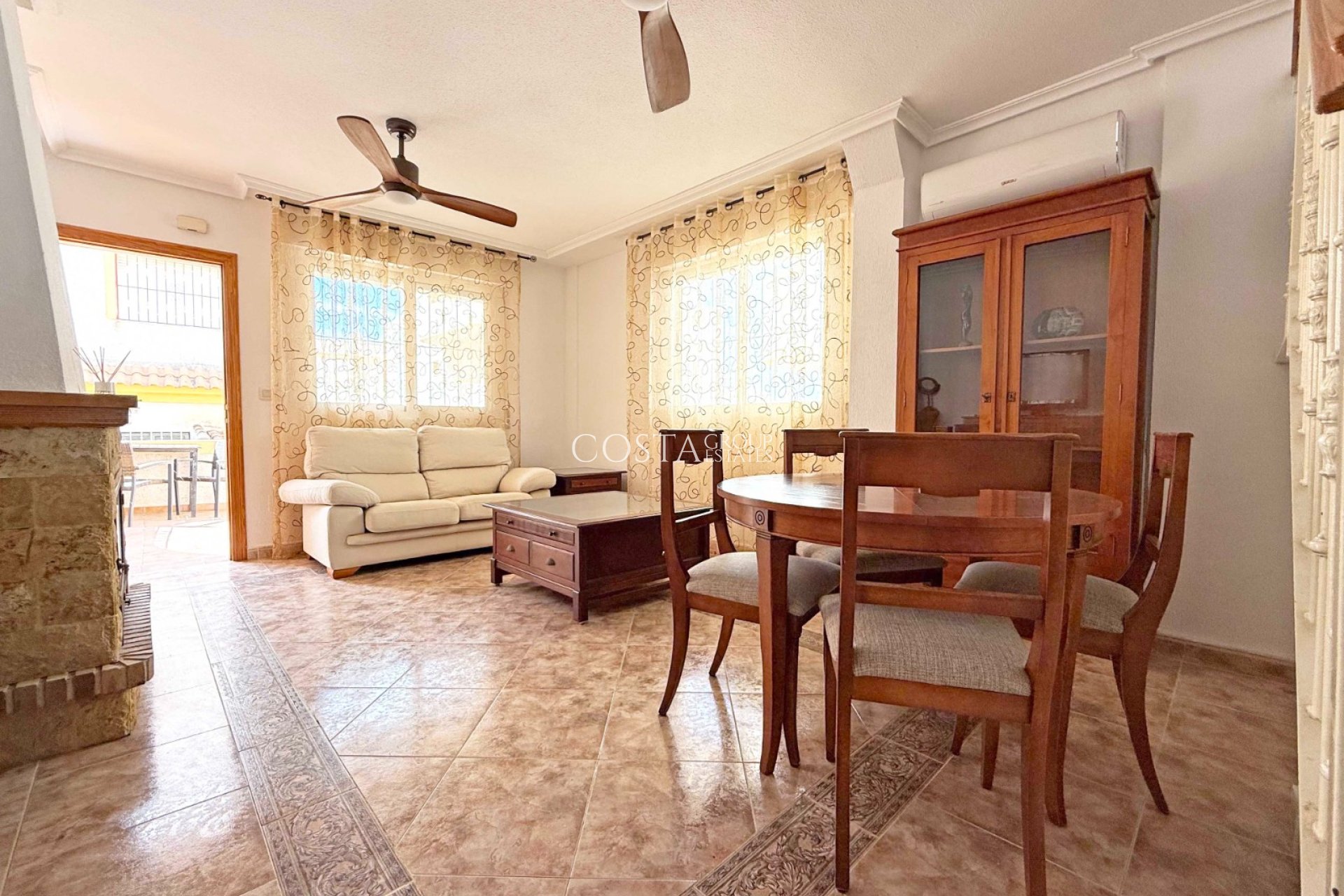 Revente - Villa -
Orihuela Costa - Los Altos