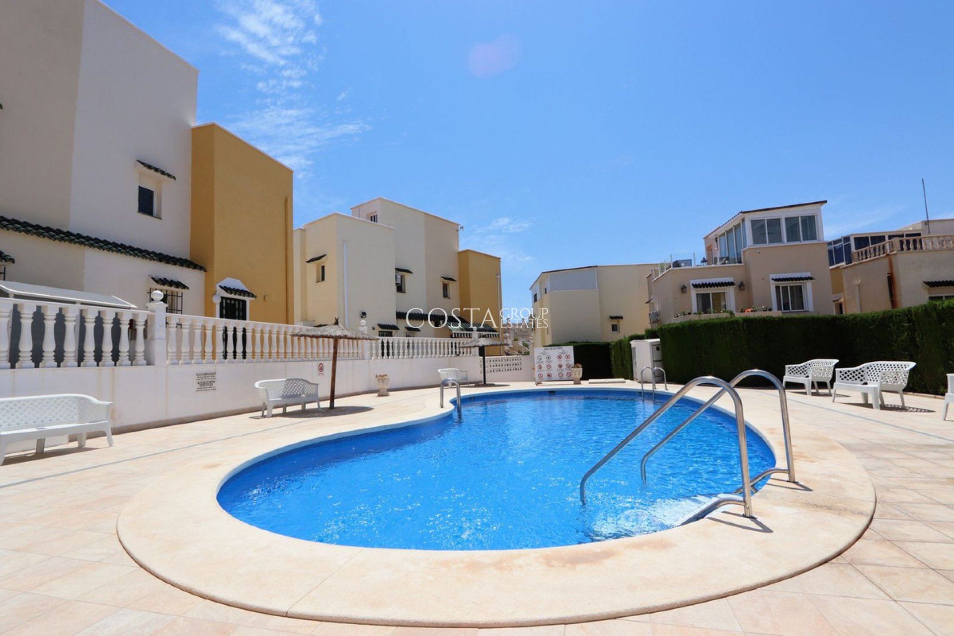 Revente - Villa -
Orihuela Costa - Los Altos