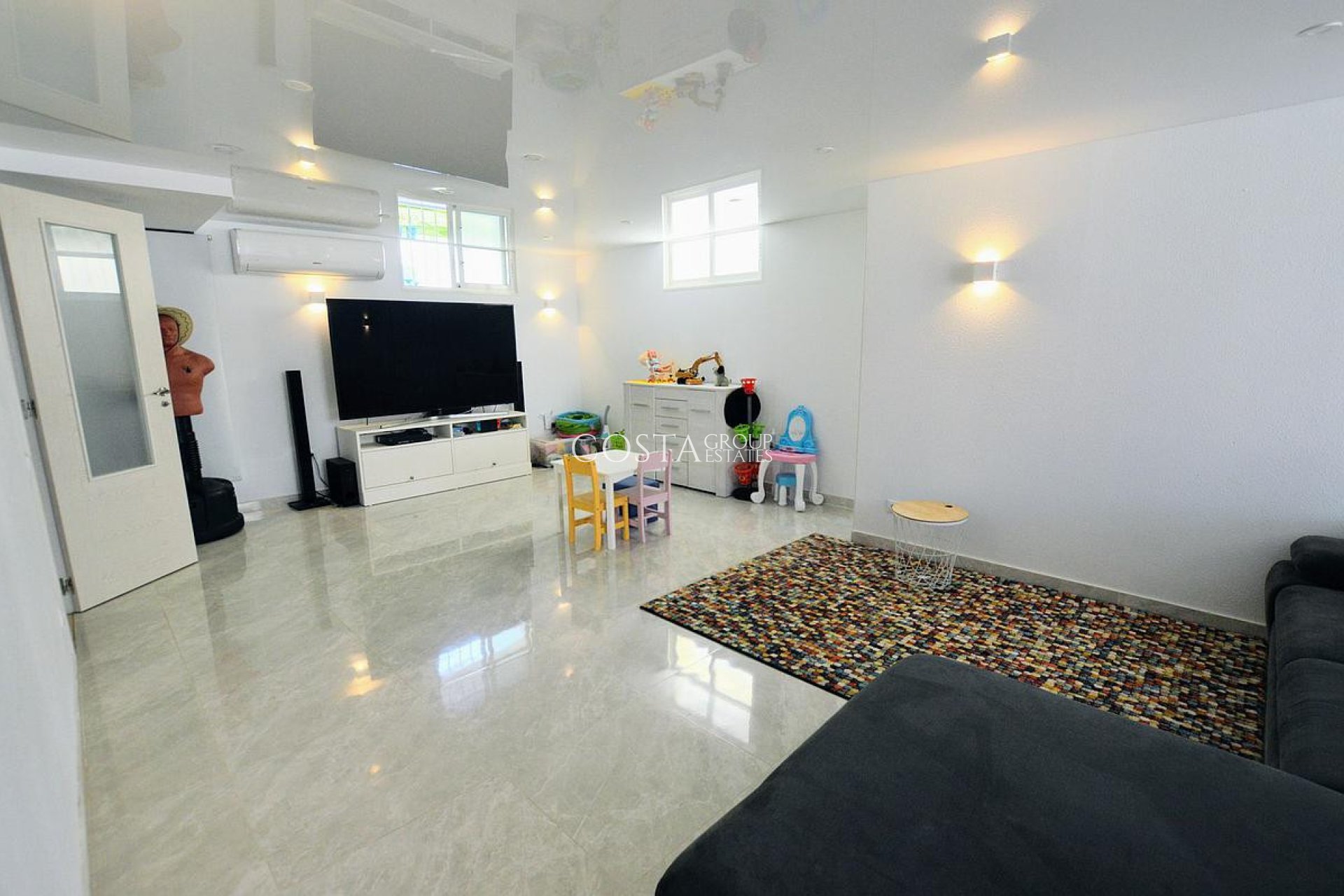 Revente - Villa -
Orihuela Costa - Los Altos