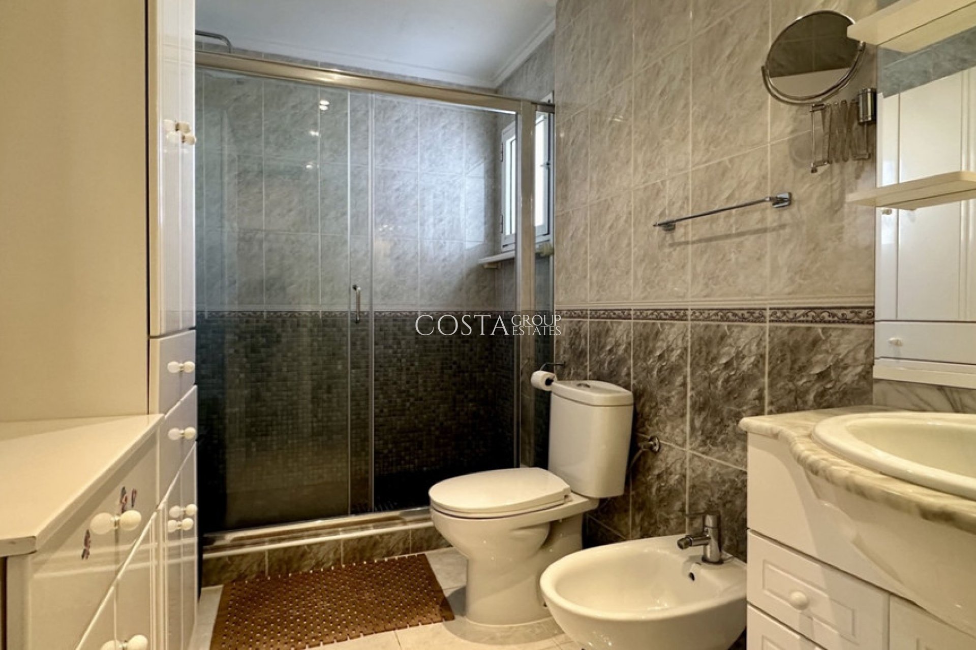 Revente - Villa -
Orihuela Costa - Los Altos