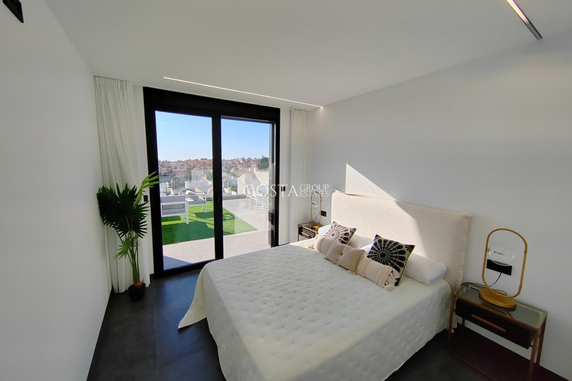 Revente - Villa -
Orihuela Costa - Los Balcones