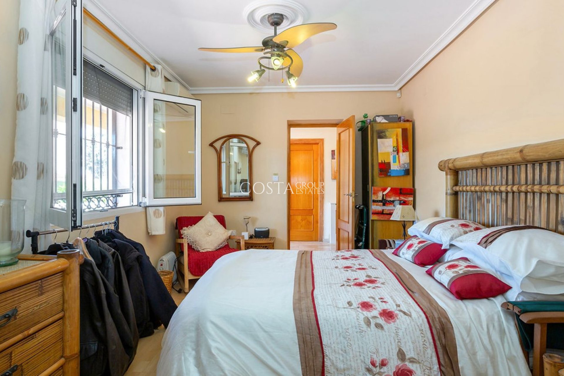 Revente - Villa -
Orihuela Costa - Los Balcones