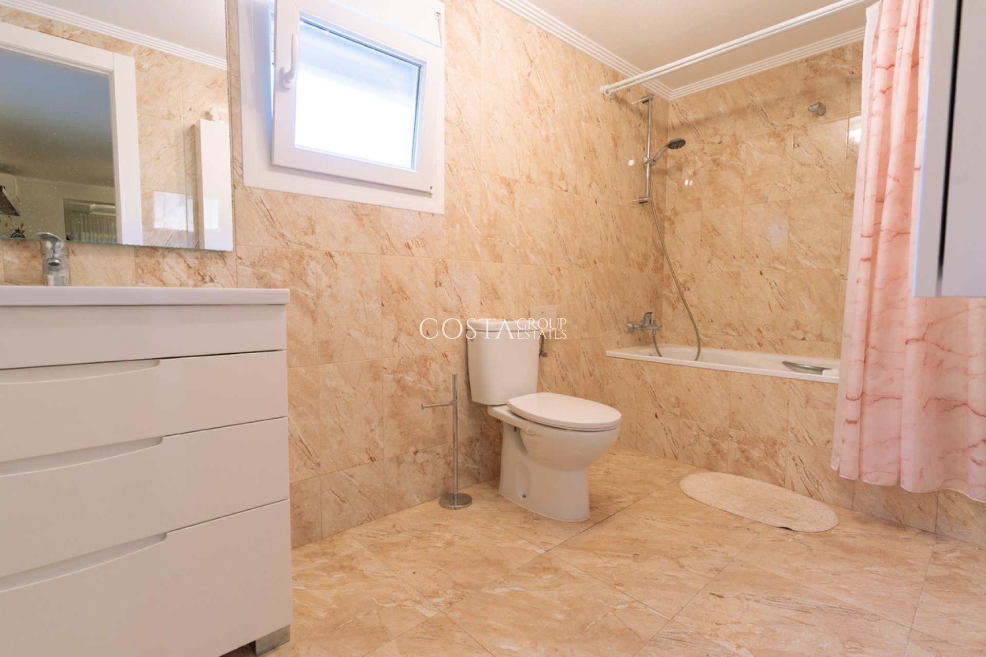 Revente - Villa -
Orihuela Costa - Los Balcones