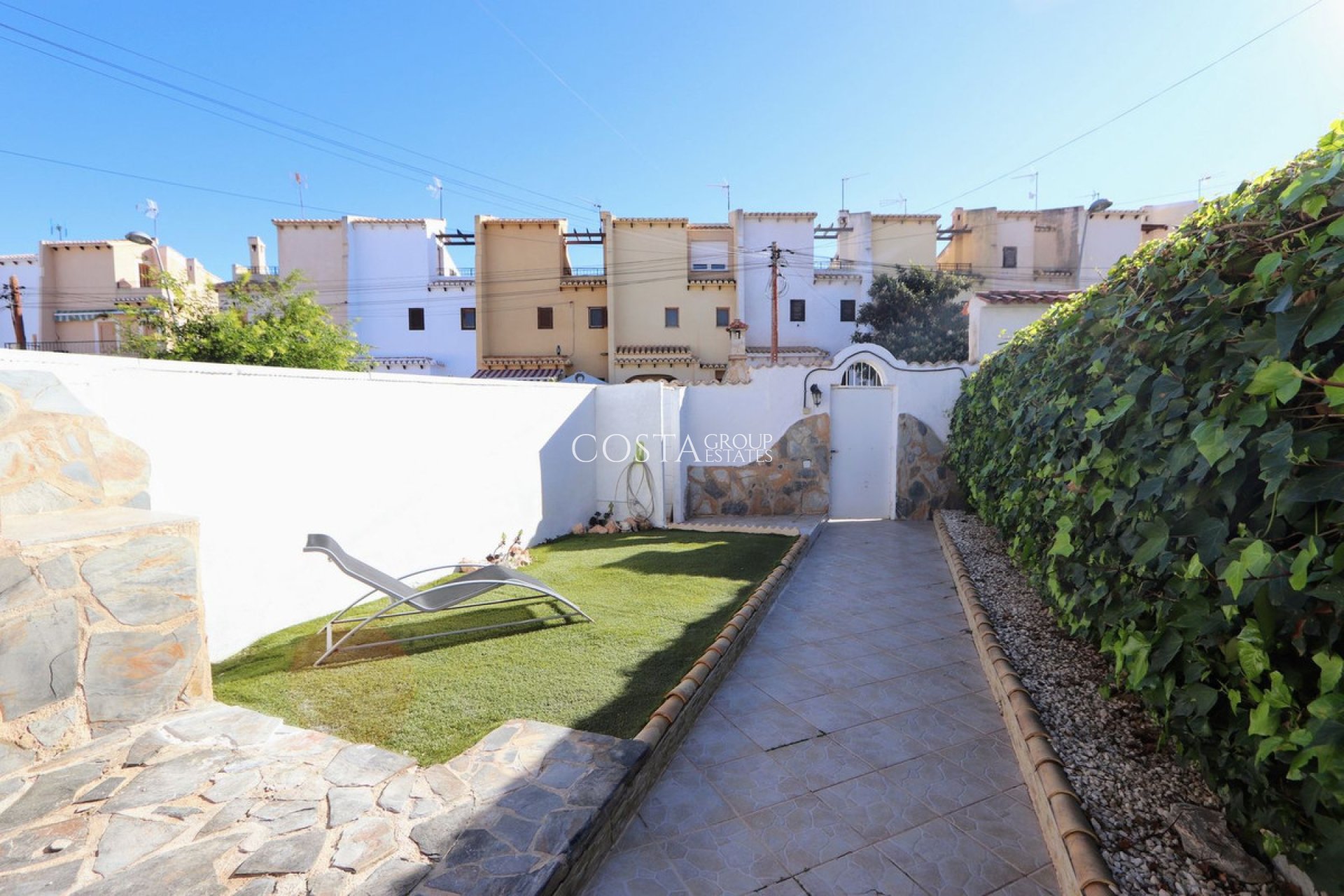 Revente - Villa -
Orihuela Costa - Los Balcones