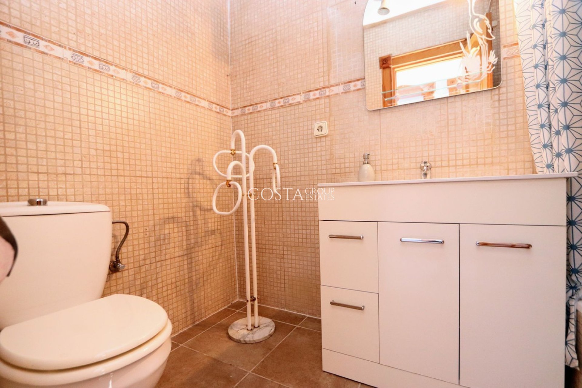 Revente - Villa -
Orihuela Costa - Los Balcones