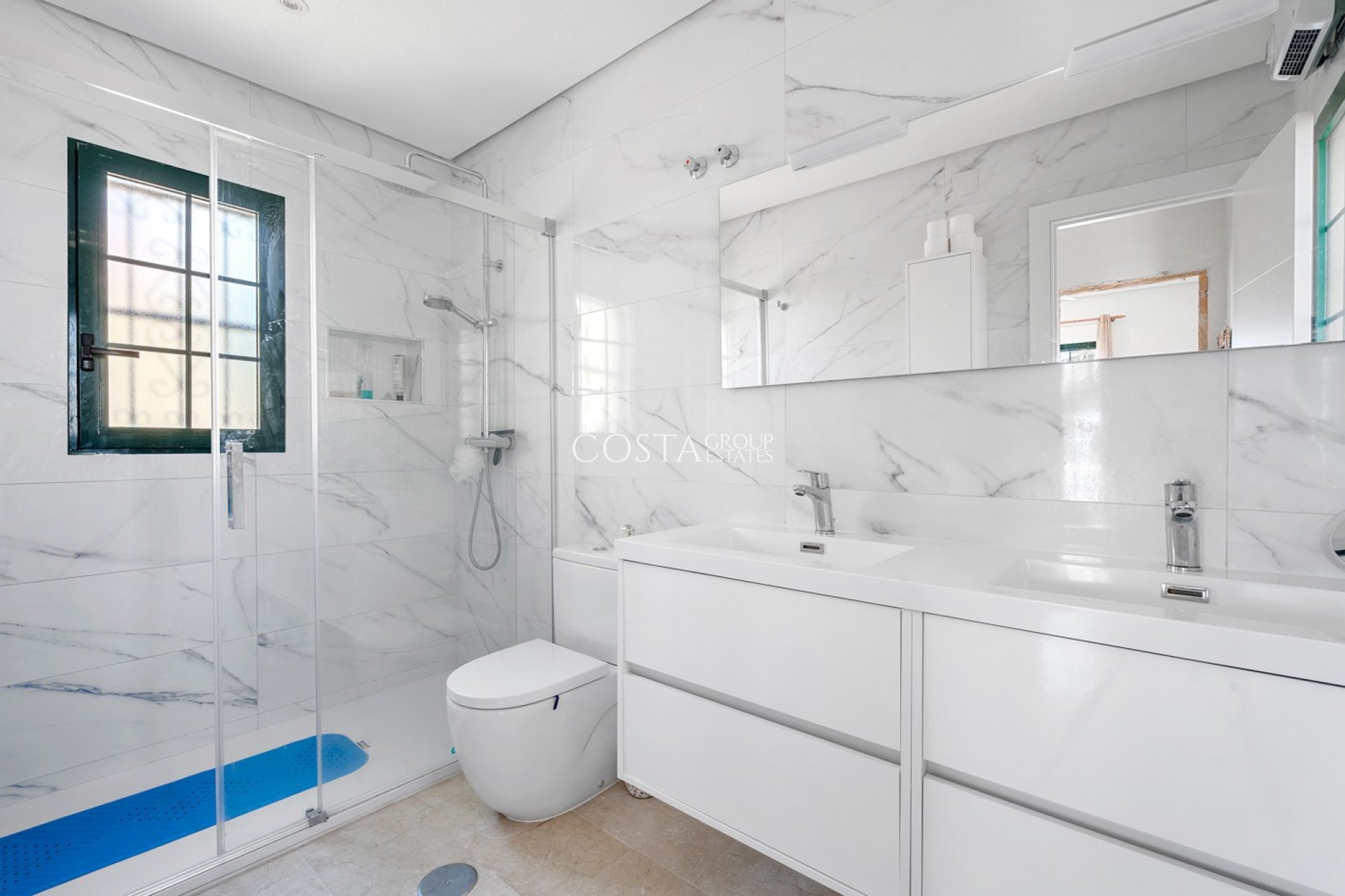 Revente - Villa -
Orihuela Costa - Los Dolses