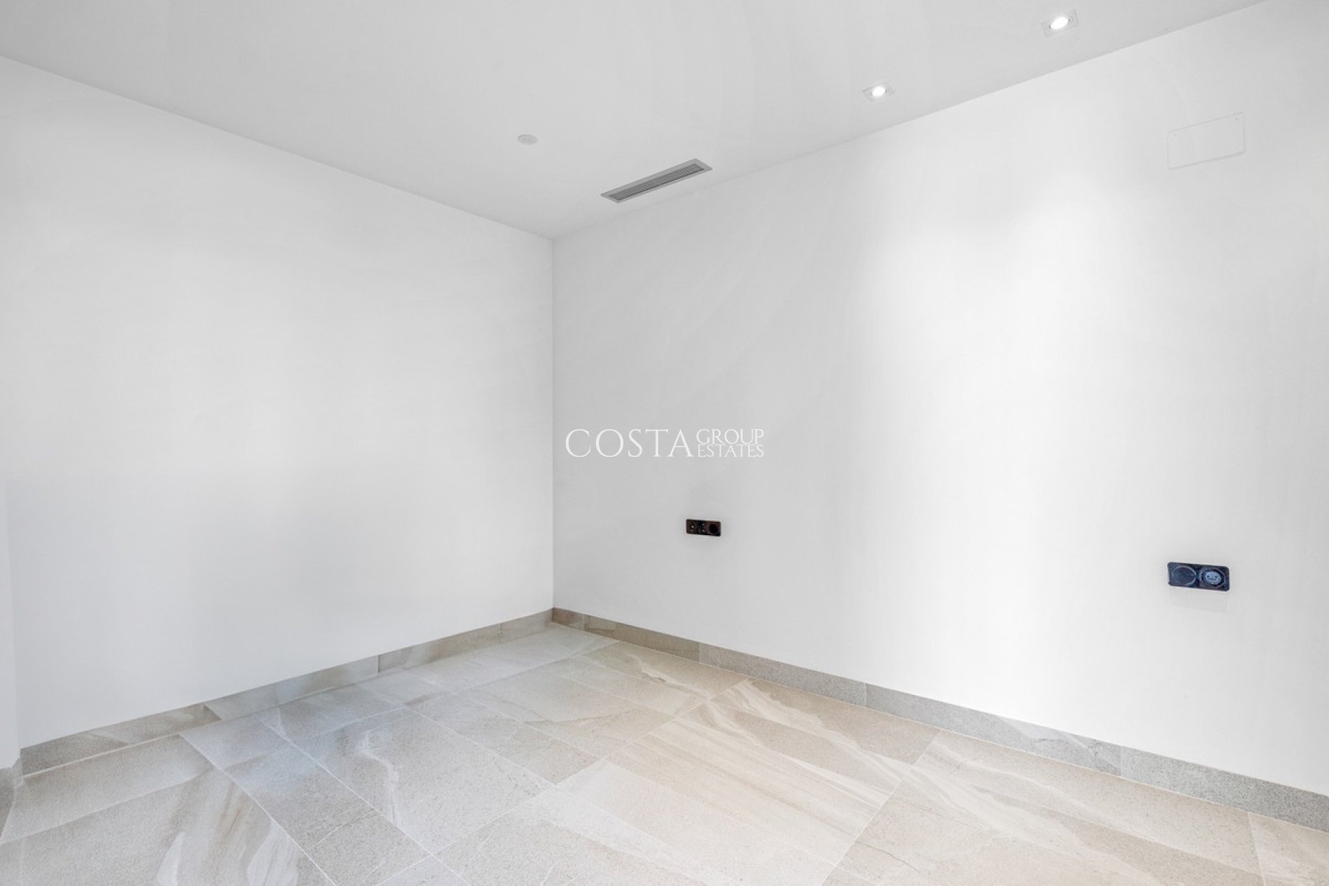 Revente - Villa -
Orihuela Costa - Los Dolses