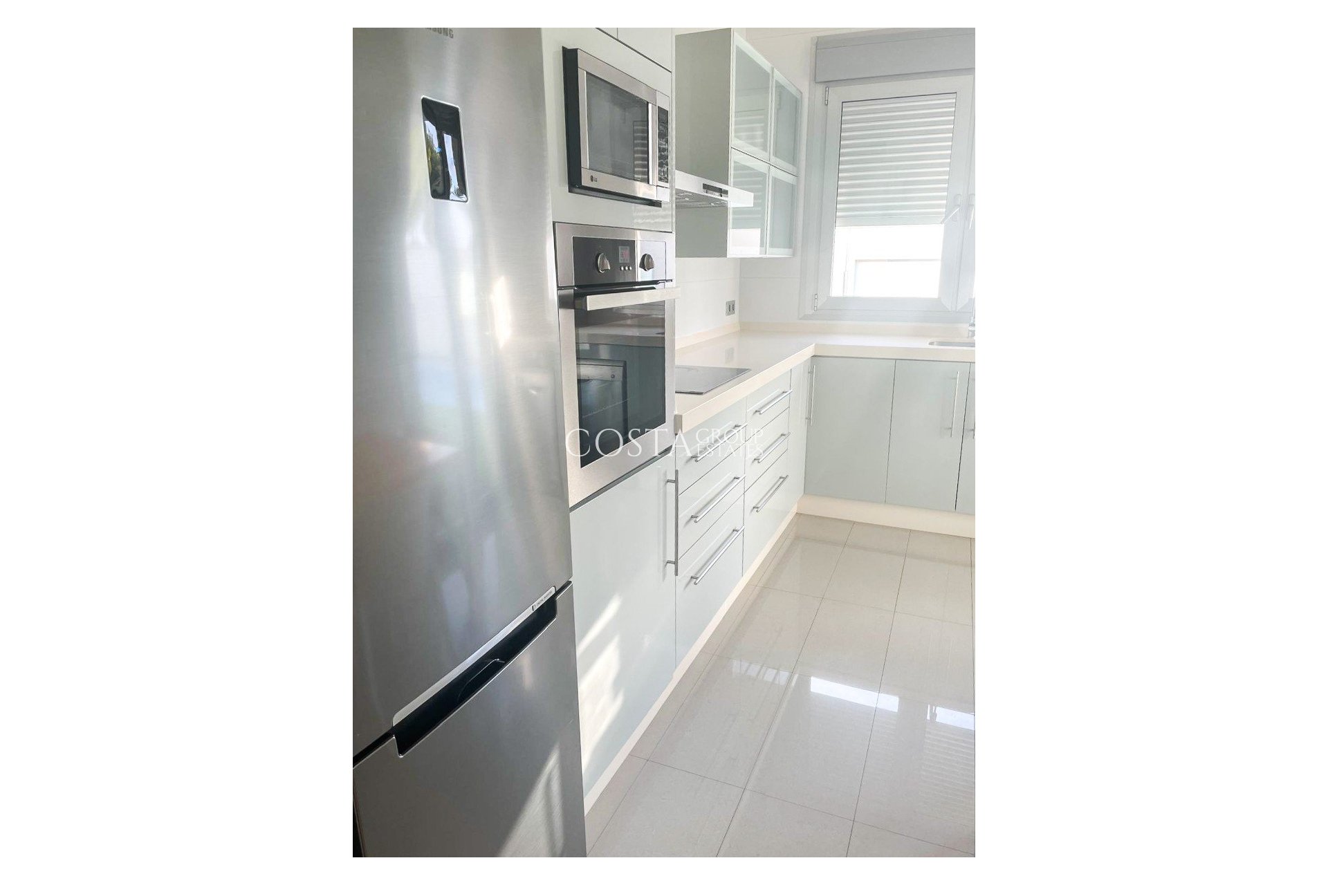 Revente - Villa -
Orihuela Costa - Mil Palmeras