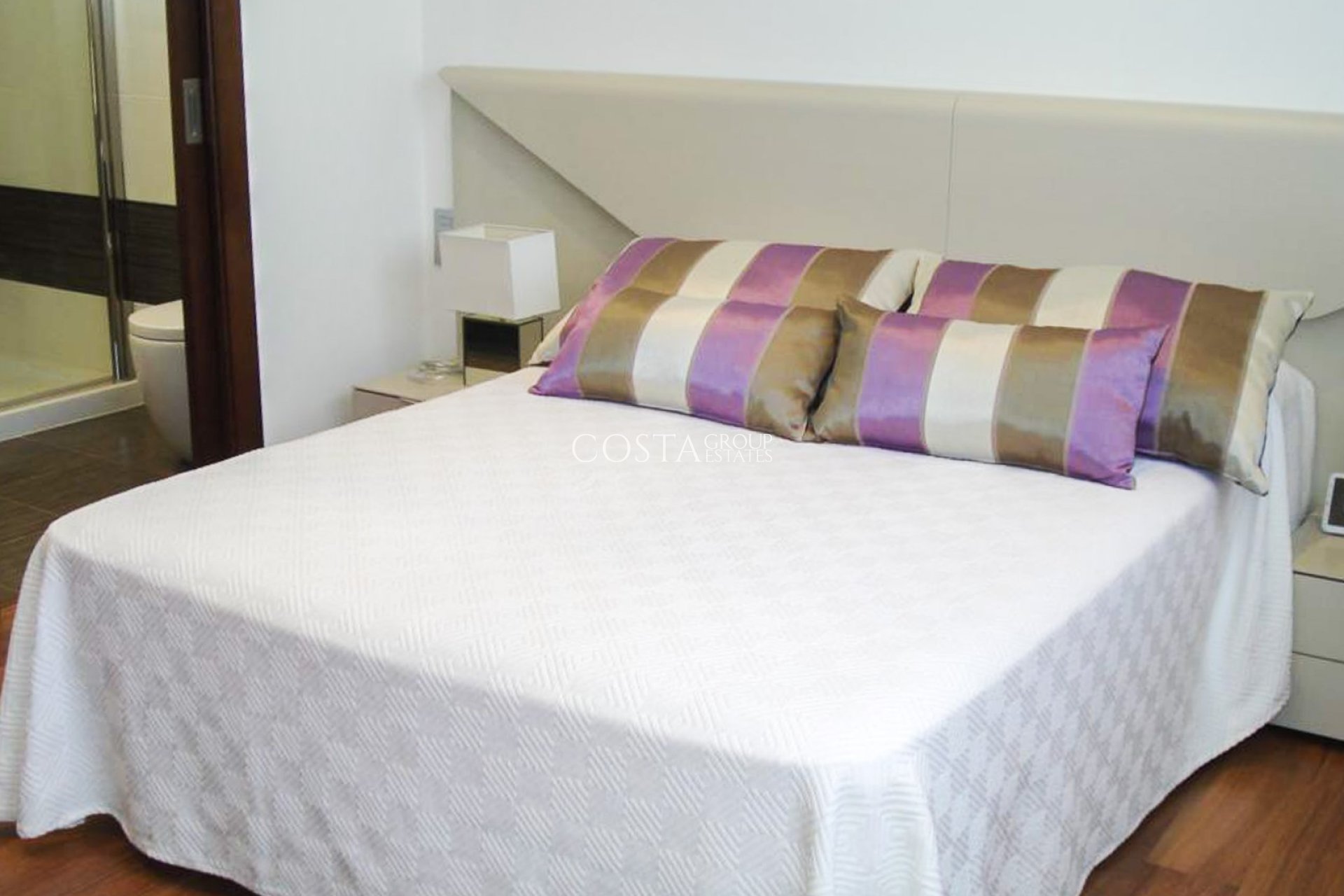 Revente - Villa -
Orihuela Costa - Mil Palmeras