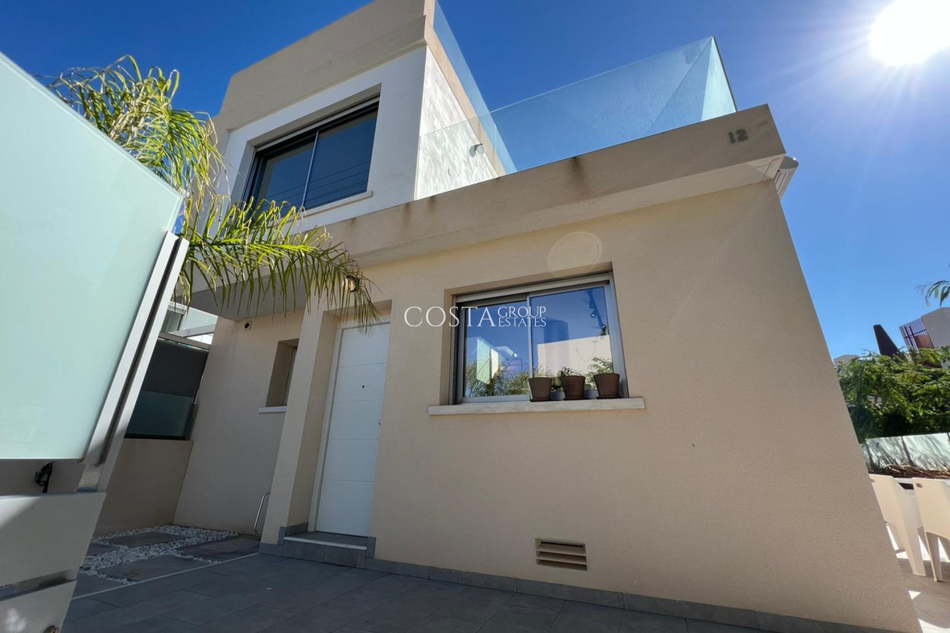 Revente - Villa -
Orihuela Costa - Mil Palmeras