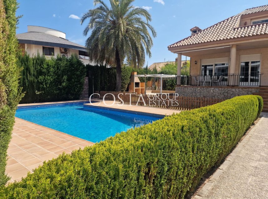 Revente - Villa -
Orihuela Costa - Mil Palmeras