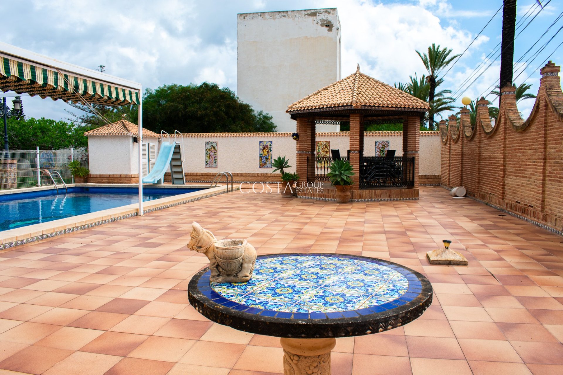 Revente - Villa -
Orihuela Costa - MUY CERCA DE LA PLAYA