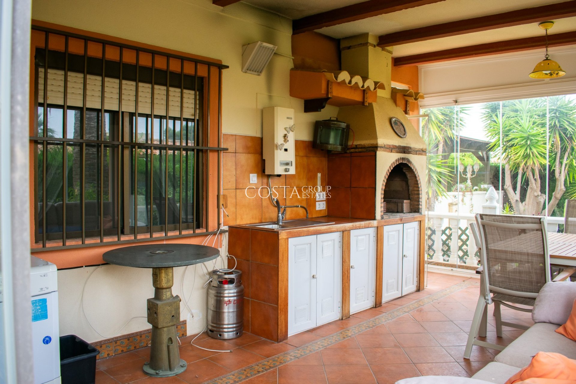Revente - Villa -
Orihuela Costa - MUY CERCA DE LA PLAYA