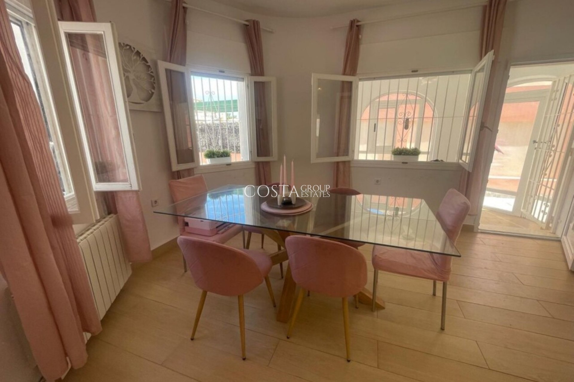 Revente - Villa -
Orihuela Costa - Playa Flamenca