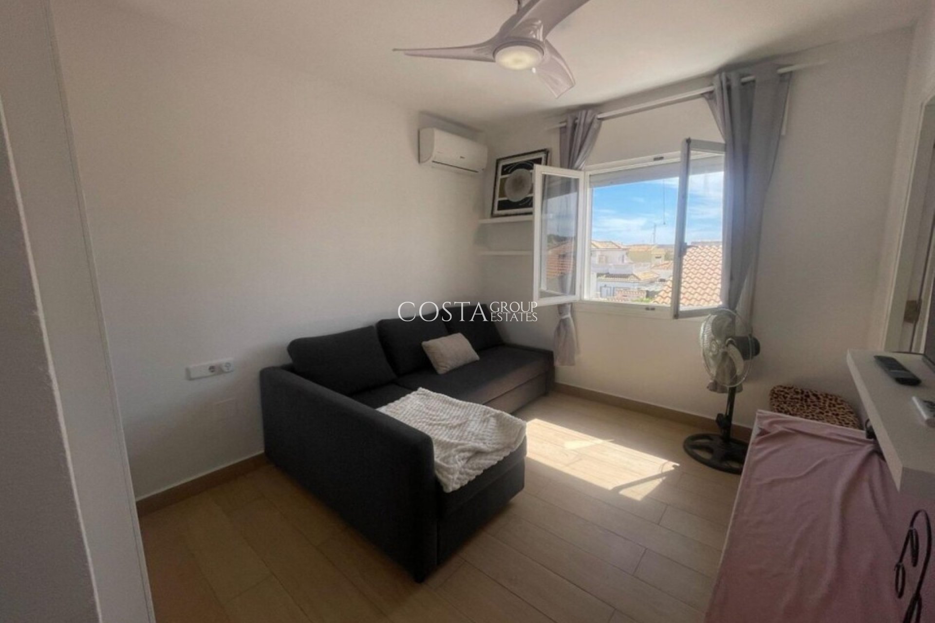 Revente - Villa -
Orihuela Costa - Playa Flamenca